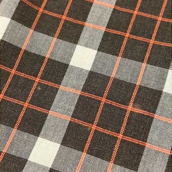 VOLCOM SHORT SLEEVED BUTTON UP SHIRT (XL) - Picture 13 of 16